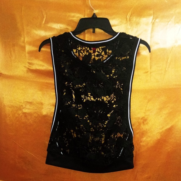 ❤ Bongo Lace Crop Top - Picture 4 of 4